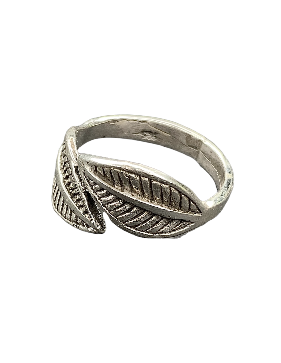 Anillo de hojas hotsell